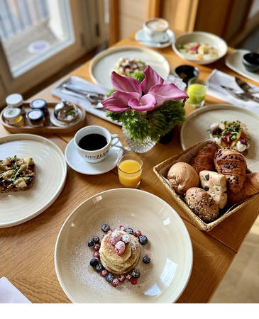 Hochwertiges Frühstück im LOUIS Hotel München